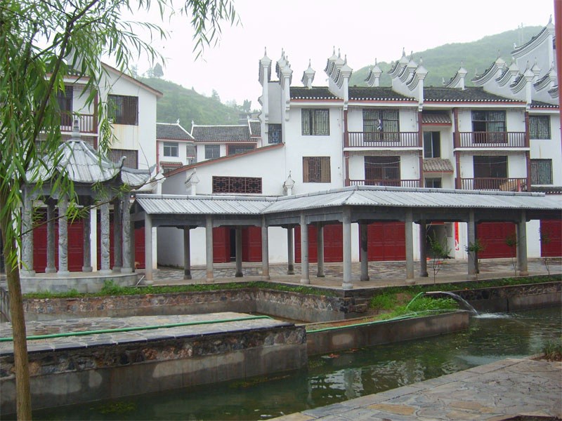風(fēng)景區(qū)石長(zhǎng)廊