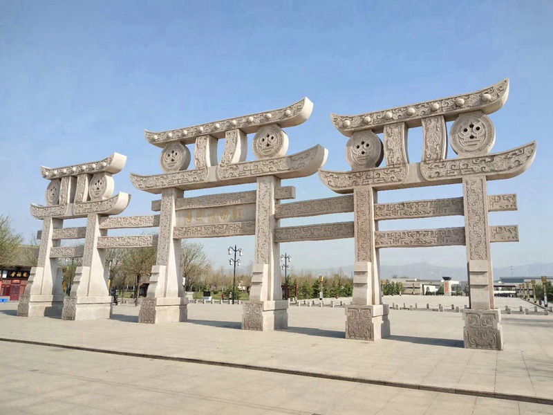 廣場石牌坊