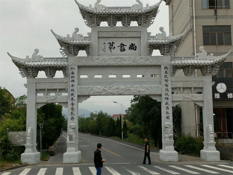 新農(nóng)村三門(mén)五樓新式石牌坊