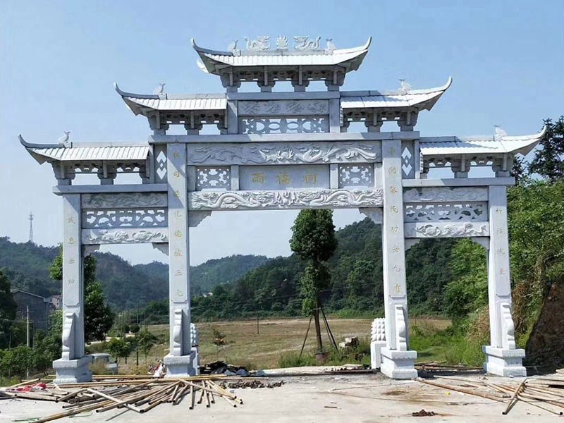 三門五樓石牌坊